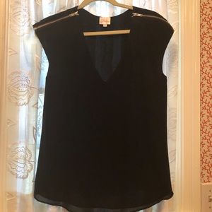 Black Zipper Top